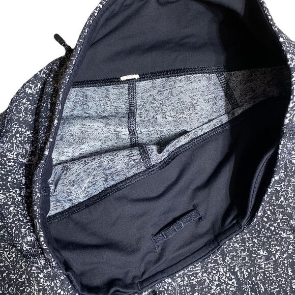 Lululemon run Inspire crop leggings black white 4 - Picture 4 of 6